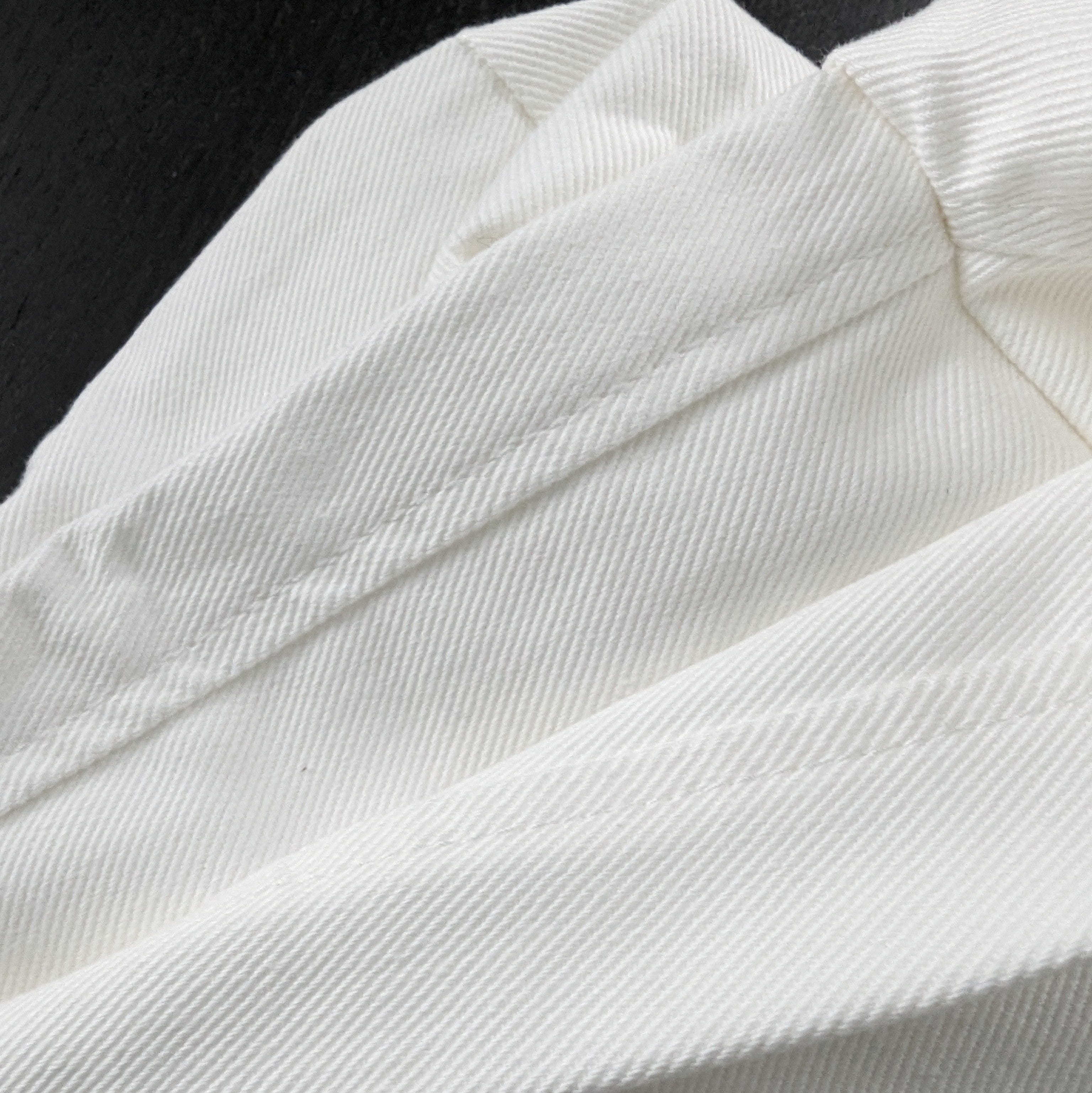 Ektorp White Cotton Twill fabric closeup 4