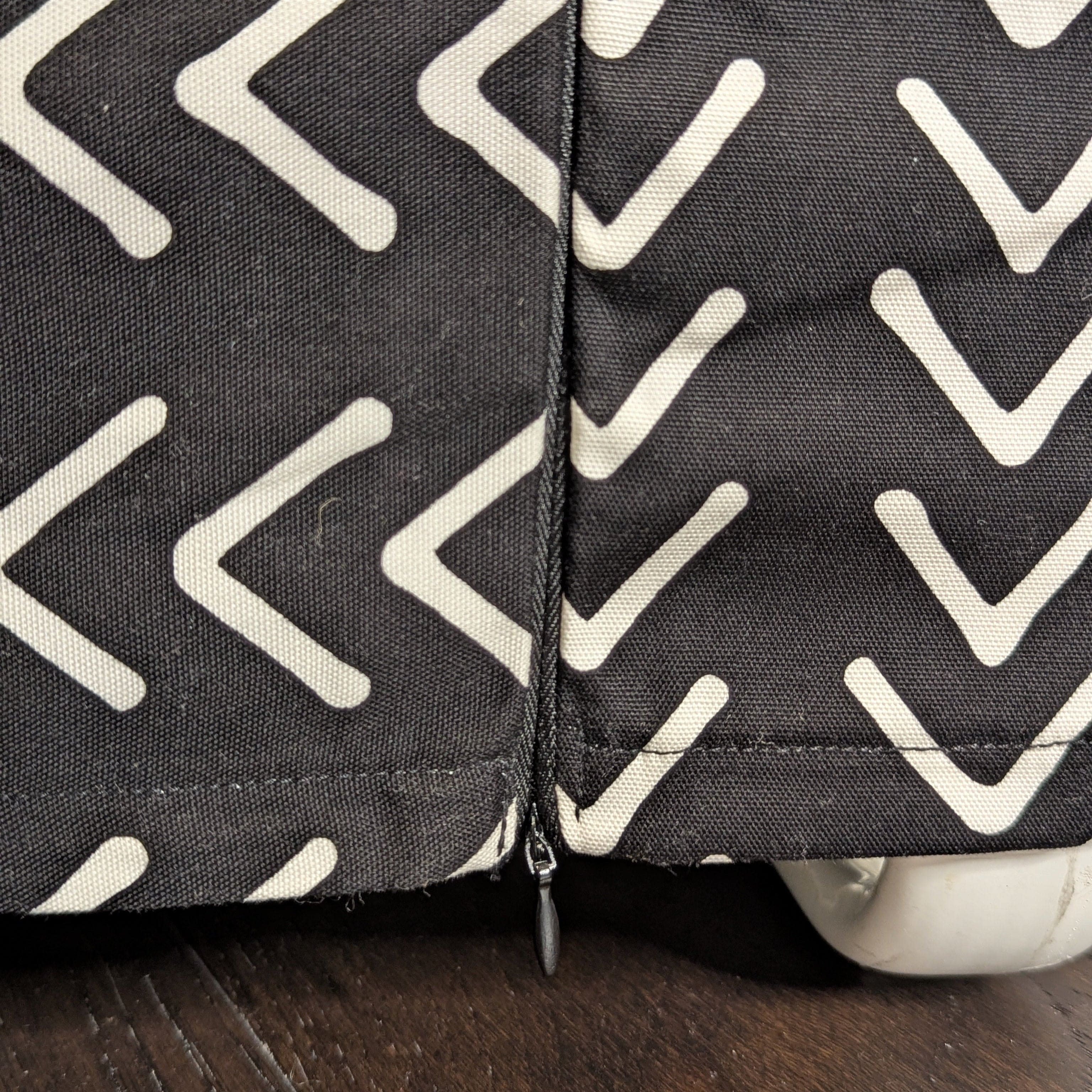 Rockin Cushions IKEA Knopparp Sofa Black Boho Mudcloth Arrow Print Slip Cover, Compatible with IKEA KNOPPARP